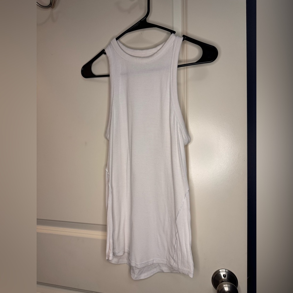 Lululemon White Ribbed Tank Top - Measurements Included - Picture 2 of 6